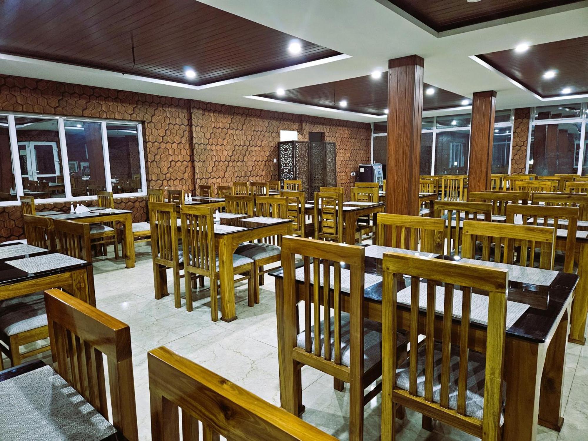 Tulips Village Resorts Ooty Ngoại thất bức ảnh